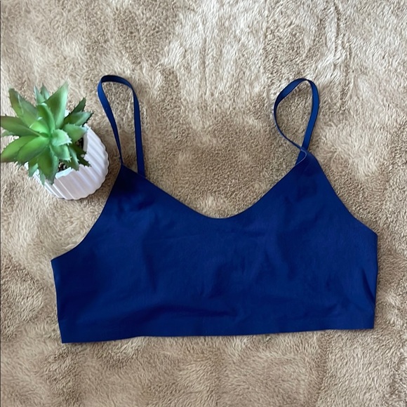 NWOT Victoria’s Secret Blue Bralette – Size M - Picture 2 of 8